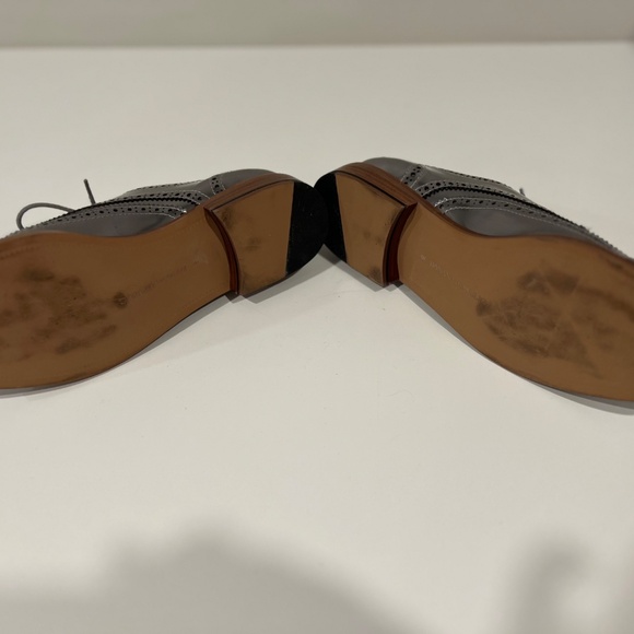 Banana Republic silver oxfords - Picture 4 of 4